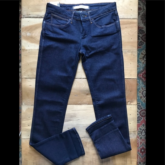 Wrangler | Courtney | Skinny - Picture 1 of 11